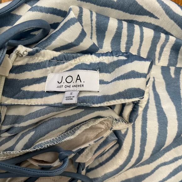 J.O.A. Dress Women’s Small Blue White Zebra Print Lace‎ Up Back Mini - Picture 2 of 5